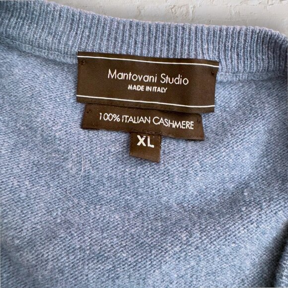 MANTOVANI Studio 100% Italian Cashmere Blue V-Neck Sweater Men’s XL - Picture 2 of 3
